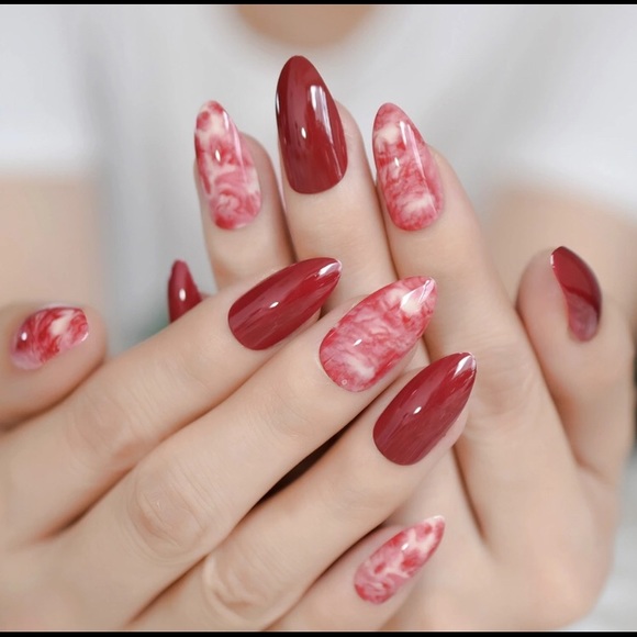 Red Marble Press-On Nails - Picture 1 of 5